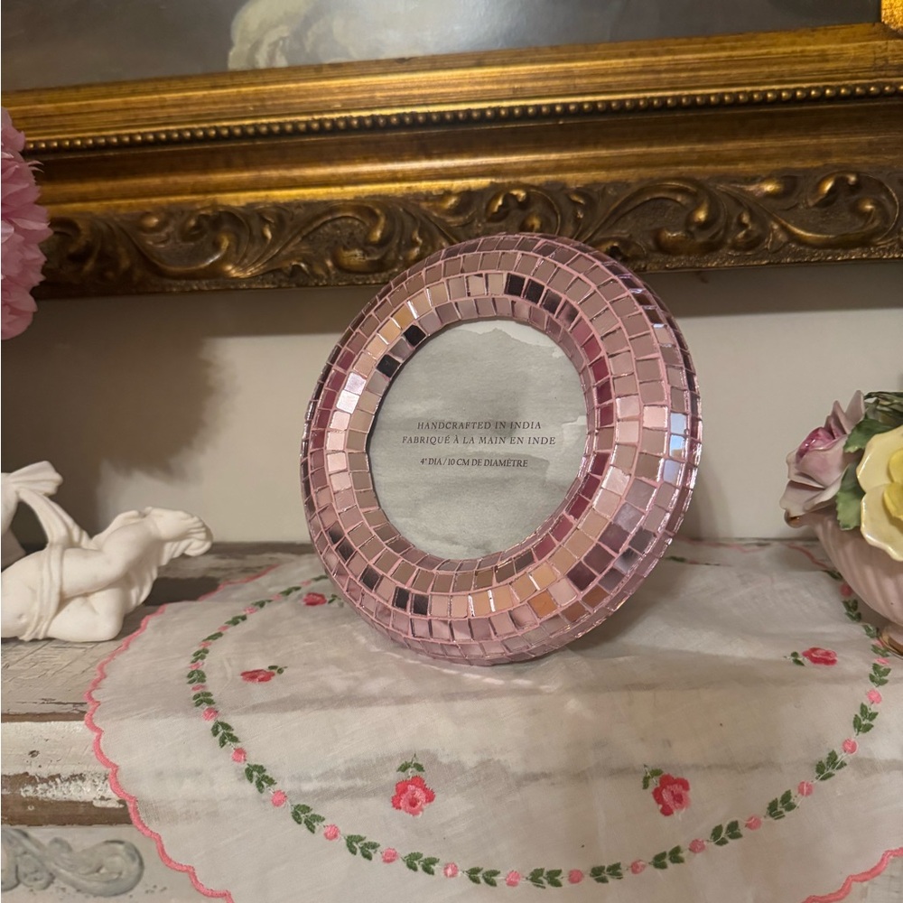 Pink disco Round frame